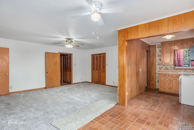 2104 Karnack Hwy., Marshall, TX 75672