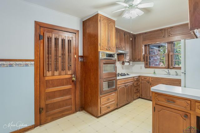 2104 Karnack Hwy., Marshall, TX 75672
