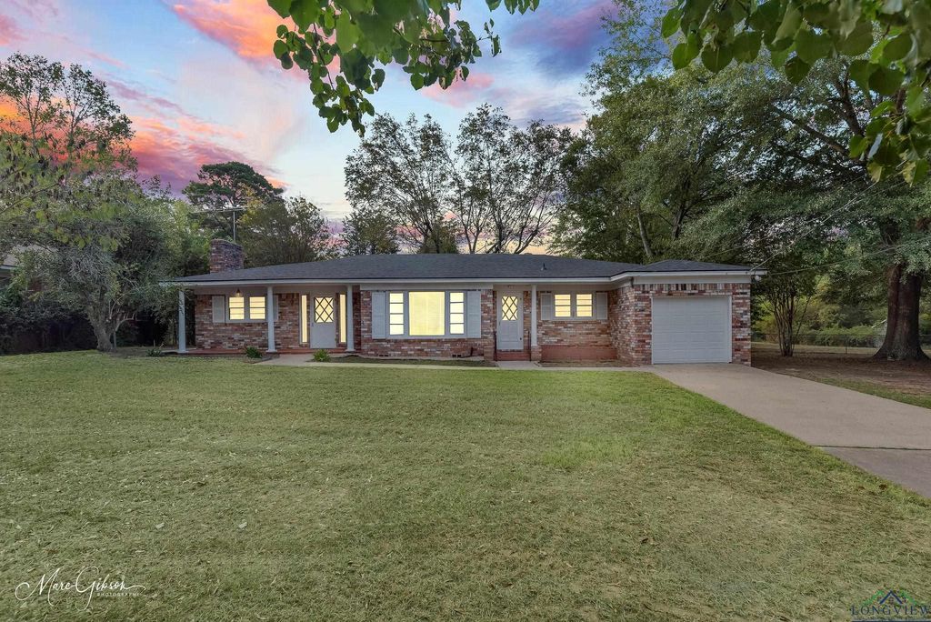 2104 Karnack Hwy., Marshall, TX 75672