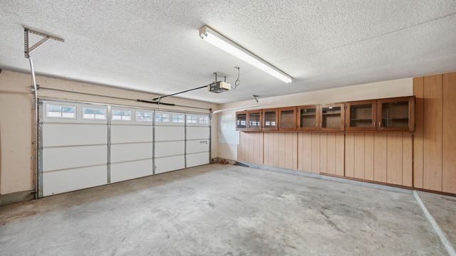 8237 CRIMSON CREEK DR, Memphis, TN 38016