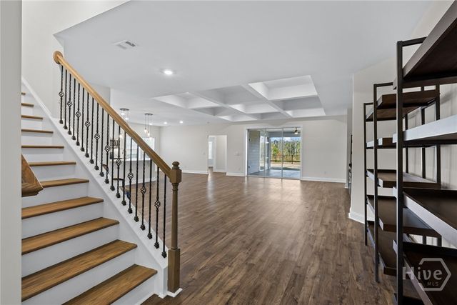 8 Egrets Landing Court, Savannah, GA 31419