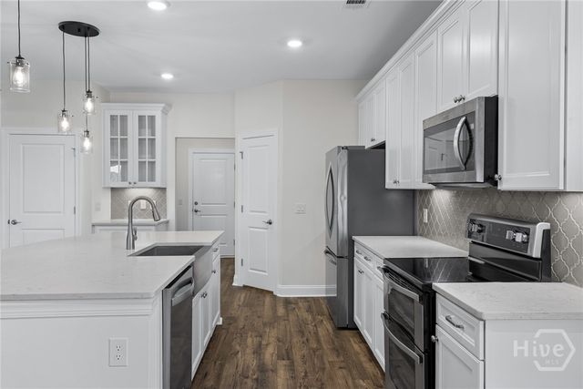 8 Egrets Landing Court, Savannah, GA 31419