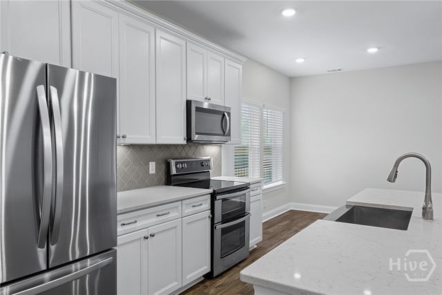 8 Egrets Landing Court, Savannah, GA 31419