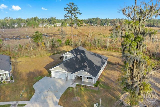 8 Egrets Landing Court, Savannah, GA 31419