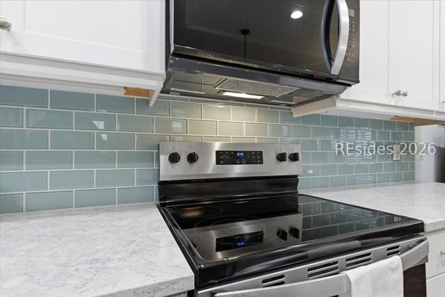 247 Tropics Ave, Hardeeville, SC 29927