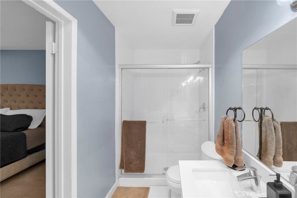 Image 19 of property listing at 6151 Canterbury Drive 105, Culver City, CA 90230