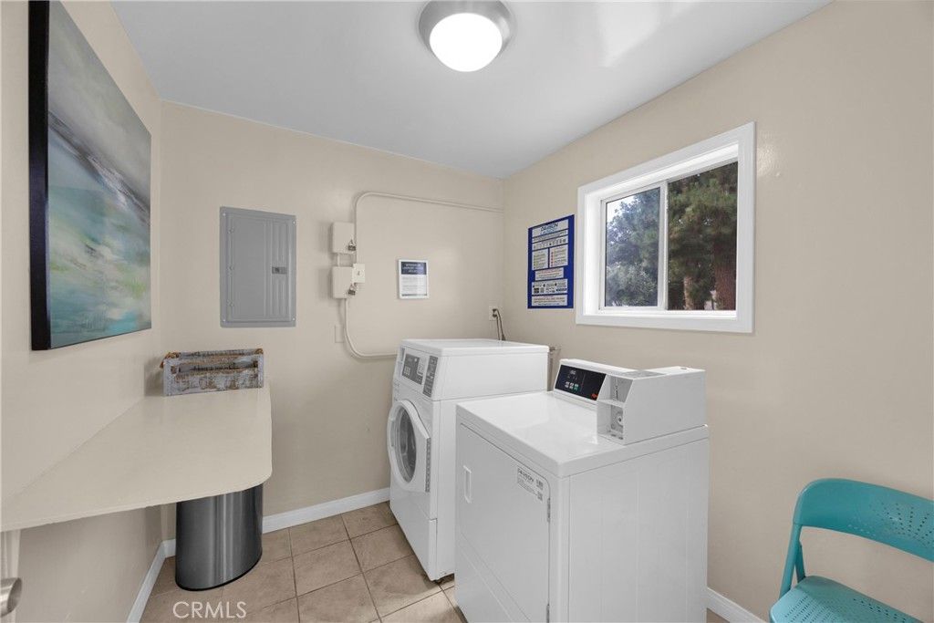 Image 29 of property listing at 6151 Canterbury Drive 105, Culver City, CA 90230