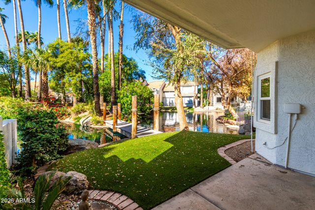 522 S MARINA Drive, Gilbert, AZ 85233