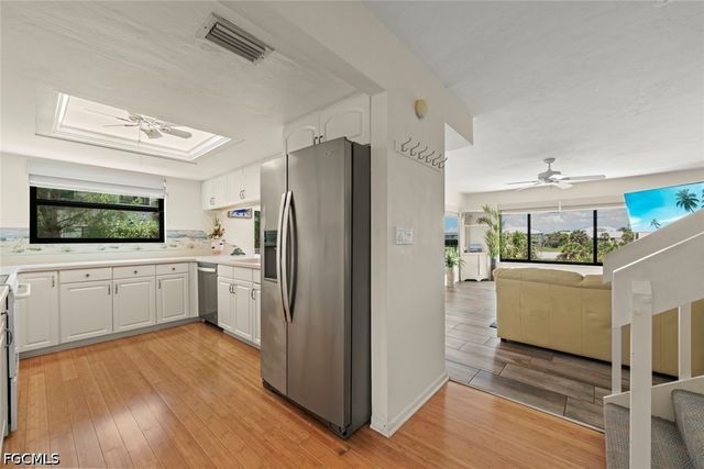 1394 Middle Gulf DR C, Sanibel, FL 33957