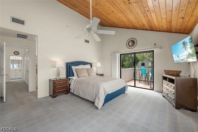 1394 Middle Gulf DR C, Sanibel, FL 33957