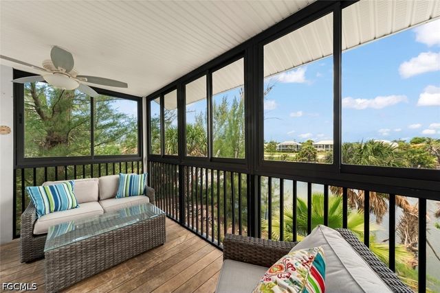 1394 Middle Gulf DR C, Sanibel, FL 33957