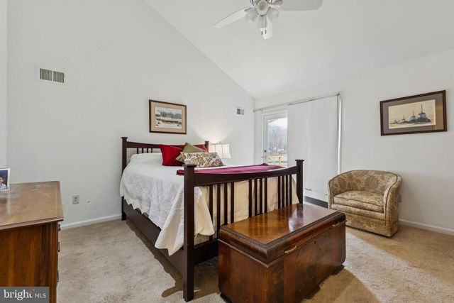 5850 ANTHONY DR, Woodbridge, VA 22193