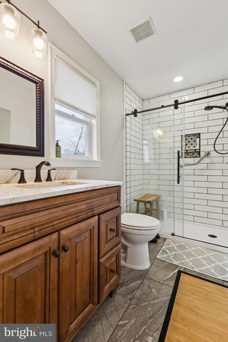 5850 ANTHONY DR, Woodbridge, VA 22193