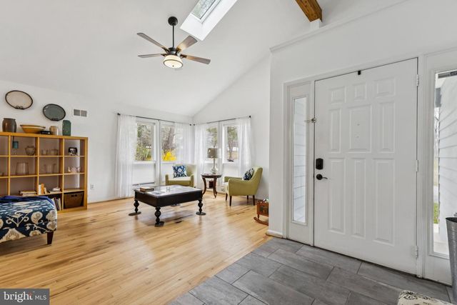 5850 ANTHONY DR, Woodbridge, VA 22193