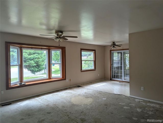 5438 Grayfield Circle, Ypsilanti Charter Township, MI 48197