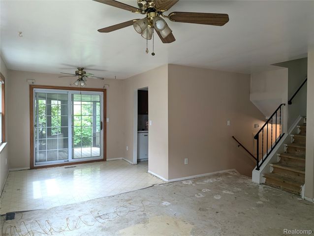 5438 Grayfield Circle, Ypsilanti Charter Township, MI 48197