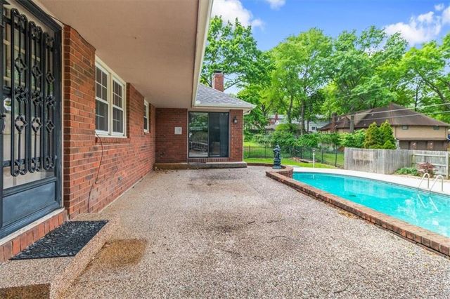 3522 S Delaware Avenue, Independence, MO 64055