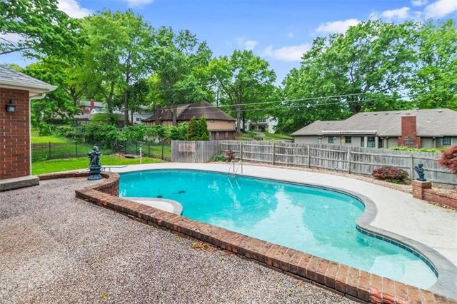 3522 S Delaware Avenue, Independence, MO 64055