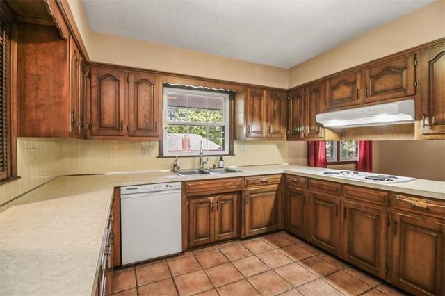 3522 S Delaware Avenue, Independence, MO 64055