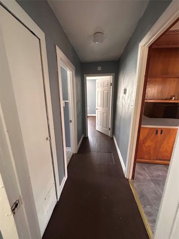 2233 Queens Highway, Shreveport, LA 71103