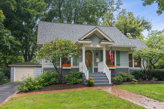 873 Hillside Avenue, Glen Ellyn, IL 60137