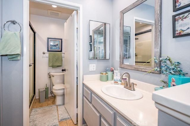 25892 Estaban, Valencia, CA 91355