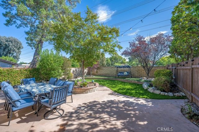 25892 Estaban, Valencia, CA 91355
