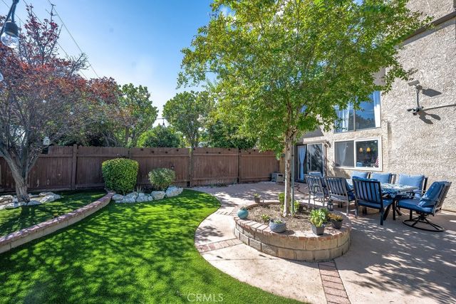 25892 Estaban, Valencia, CA 91355