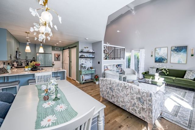 25892 Estaban, Valencia, CA 91355