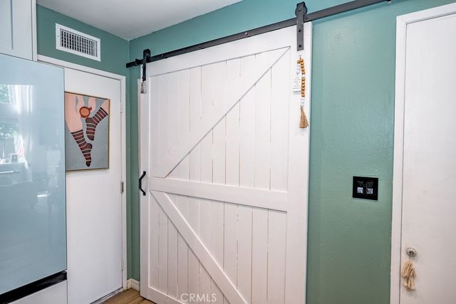 25892 Estaban, Valencia, CA 91355