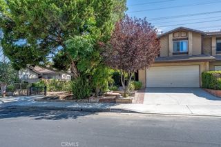 25892 Estaban, Valencia, CA 91355