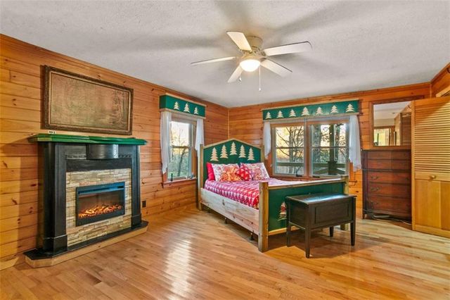 143 Kaely Drive, Mineral Bluff, GA 30559