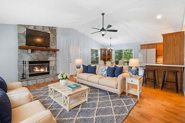 64 Deer Park Circle, Kimberling City, MO 65686