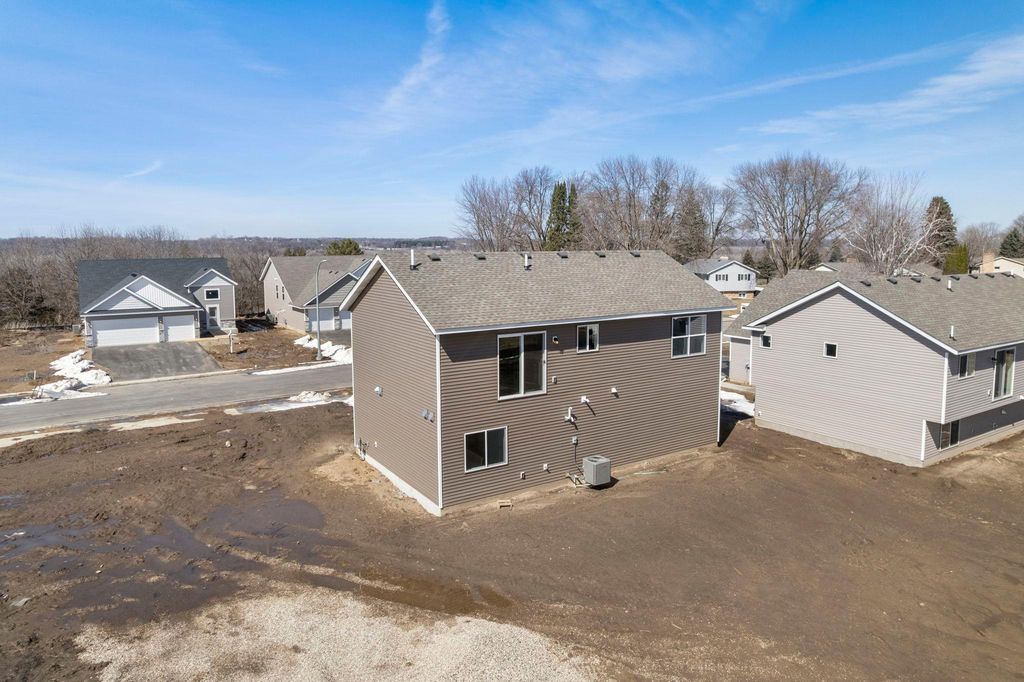 340 Ridge Road, Le Sueur, MN 56058 — photo 2