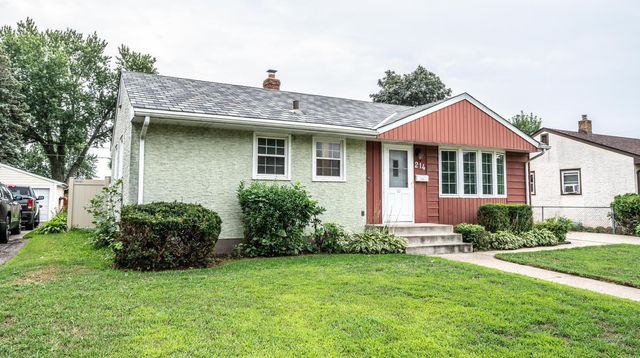 214 Poplar Street E, South Saint Paul, MN 55075
