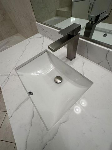 8666 NW 109th Ct 8666, Doral, FL 33178