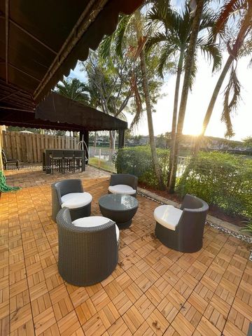 8666 NW 109th Ct 8666, Doral, FL 33178