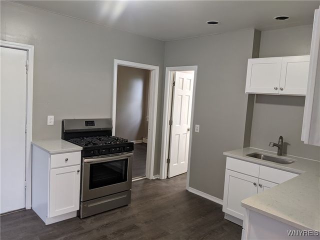 887 Prospect Avenue, Buffalo, NY 14213