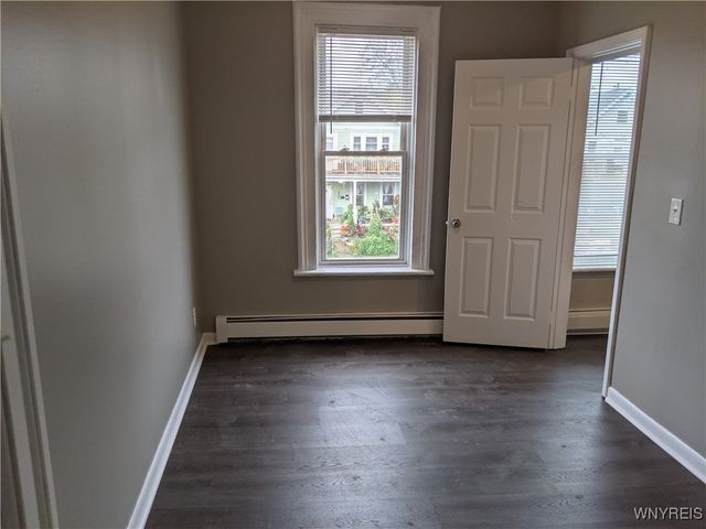 887 Prospect Avenue, Buffalo, NY 14213