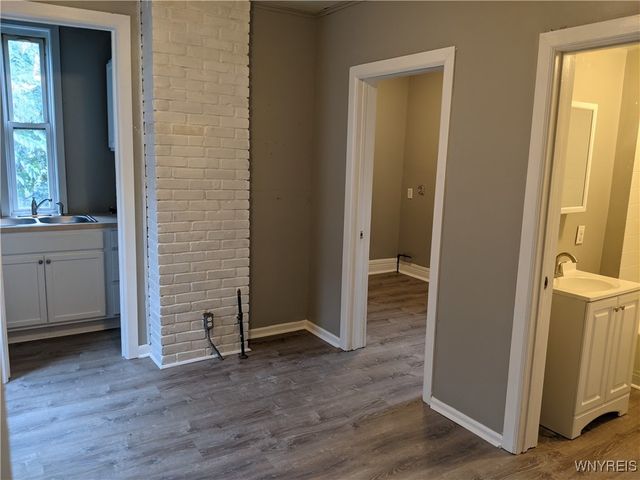 887 Prospect Avenue, Buffalo, NY 14213