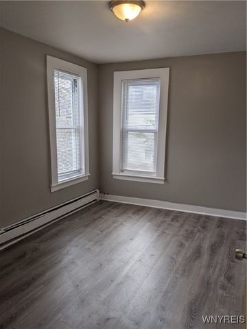 887 Prospect Avenue, Buffalo, NY 14213