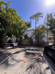 1304 NE 4th Street, Pompano Beach, FL 33060