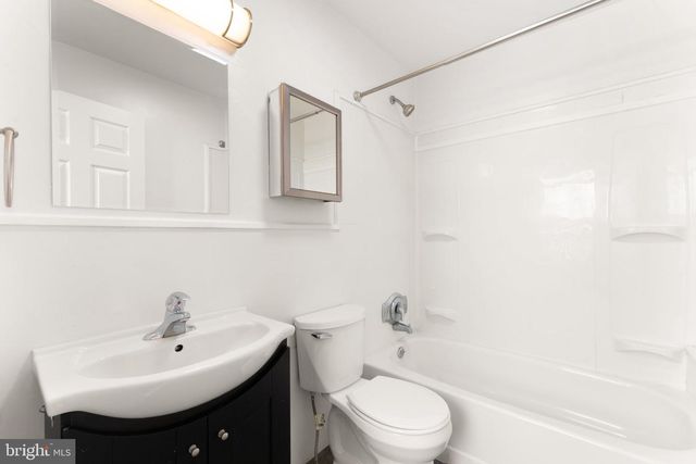 1132 MOUNT VERNON ST, Philadelphia, PA 19123