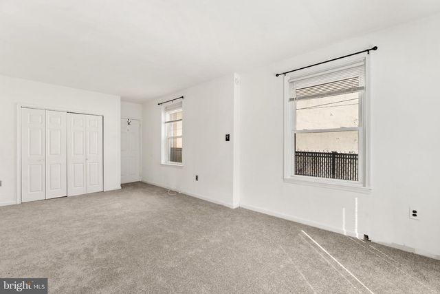1132 MOUNT VERNON ST, Philadelphia, PA 19123