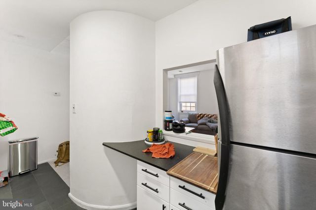 1132 MOUNT VERNON ST, Philadelphia, PA 19123
