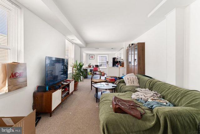 1132 MOUNT VERNON ST, Philadelphia, PA 19123