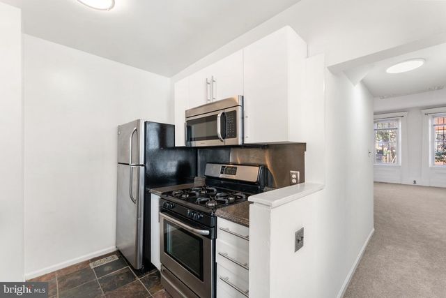 1132 MOUNT VERNON ST, Philadelphia, PA 19123