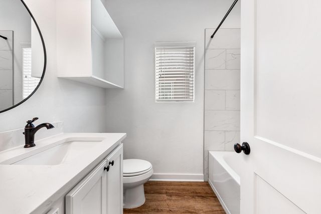1619 Buena Vista, College Station, TX 77845