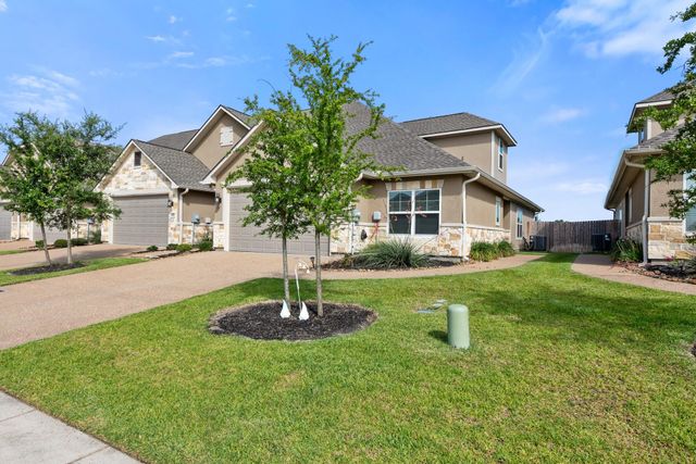 1619 Buena Vista, College Station, TX 77845