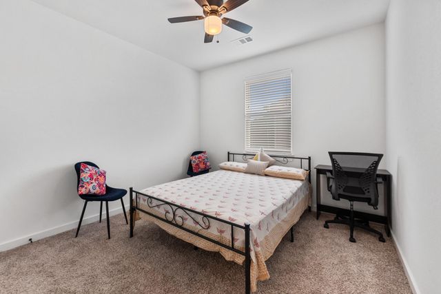 1619 Buena Vista, College Station, TX 77845